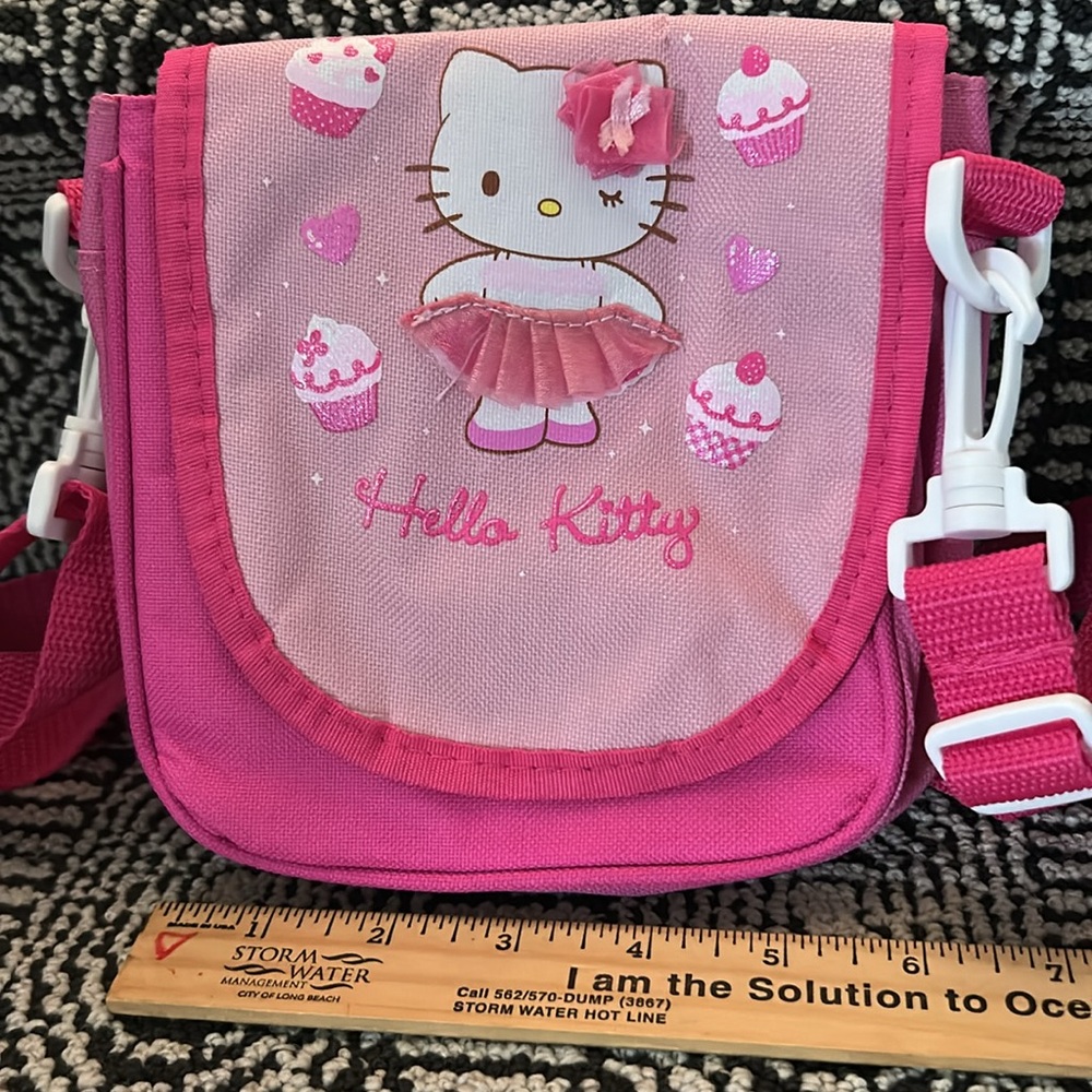 Hello Kitty Kids Purses - Picture 6 of 11